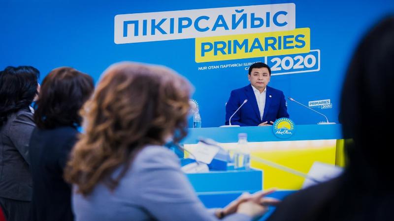 Көлгінов праймеризге қатысушылардың үгіт-насихат жұмыстарымен танысты