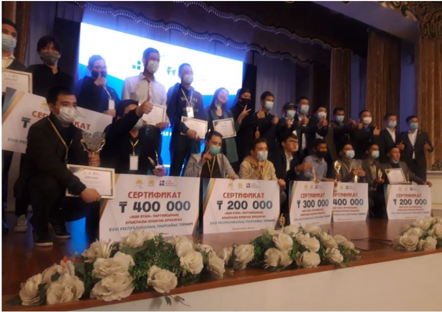 Шымкентте шешендер шаршы алаңға шықты