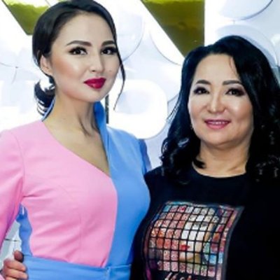 «Қайрат ажырасты ма?» Анасы Гүлзира Айдарбекова шындықты айтты