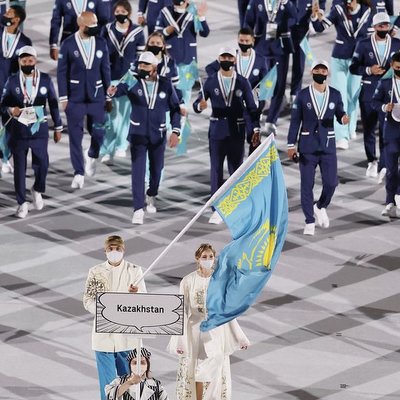 Токио-2021: Қазақы нақышта киінген Рыпакова жапондарды тәнті етті