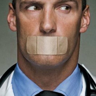 Медициналық құпияға қарсы вакцинация: ковидпен күрес жаңа деңгейге көтерілді