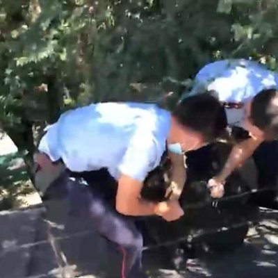 Алматы полицейлері суицид жасамақ болған адамды құтқарды