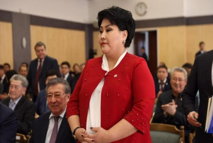 Мен Елбасыны жақсы көремін, бар кінәм осы – Бақытгүл Хаменова