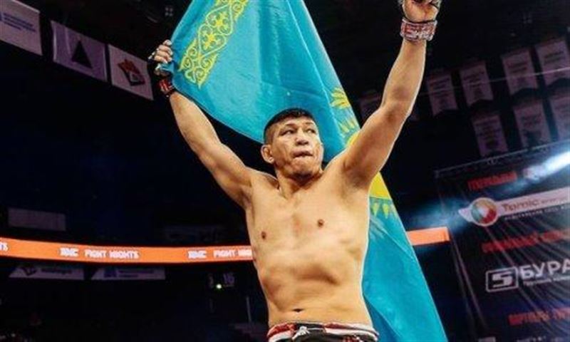 Қуат Хамитов ресейлік нокаутерді бірінші раундта жеңді