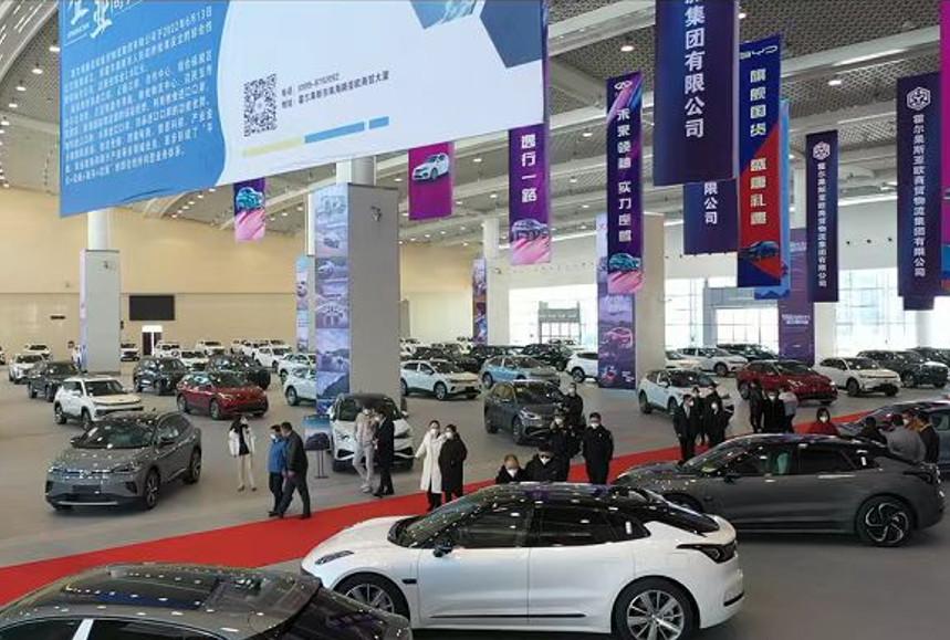 Қорғаста Орталық Азия автомобиль көрмесі және сауда орталығы ашылды