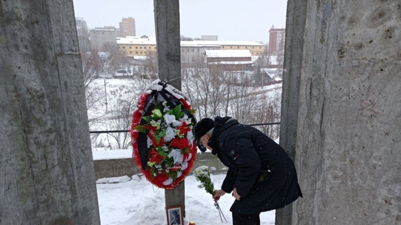 8 жыл бұрын Борис Немцов қаза тапты. Ресейдің бірнеше қаласында акция өтті