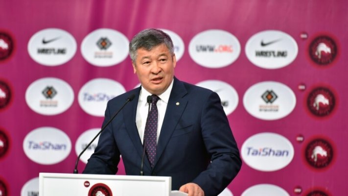 Адвокаттарды ұрған мәжіліс депутаты Дәулет Тұрлыхановтың ұлына сот айыппұл салды