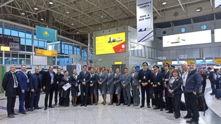 Израильдегі қазақстандықтарды алып қайтатын ұшақ Тель Авивке бағыт алды