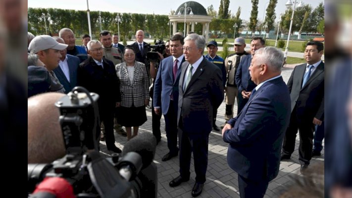 Президент былтыр бой көтерген «Еңбек аллеясында» еңбек адамдарымен жүздесті