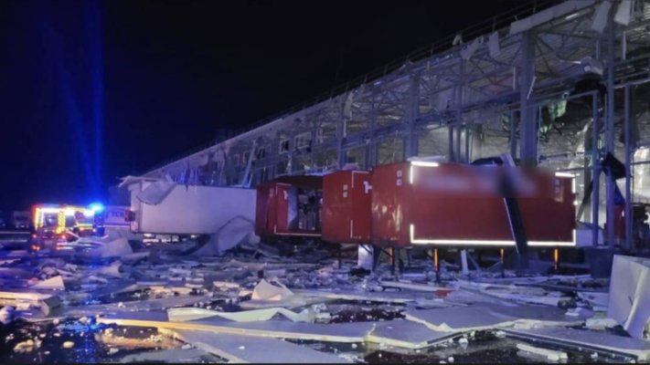 Харьковте пошта терминалына ракета түсті. Алты адам қаза болды