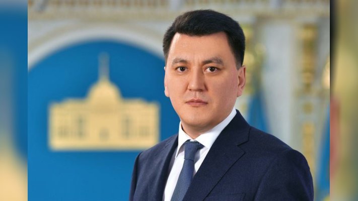 Ерлан Қарин Президенттің бүгінгі сөзінде айтылған идеологиялық басымдықтарды атап көрсетті
