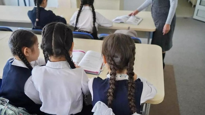 Қазақстанның бірінші сынып оқушылары қосымша қысқы каникулда 7 күн демалады