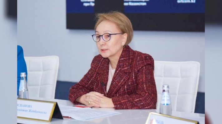Қазақстан  азаматтары жыл сайын   1000-нан астам жетім баланы  өз отбасыларына алады